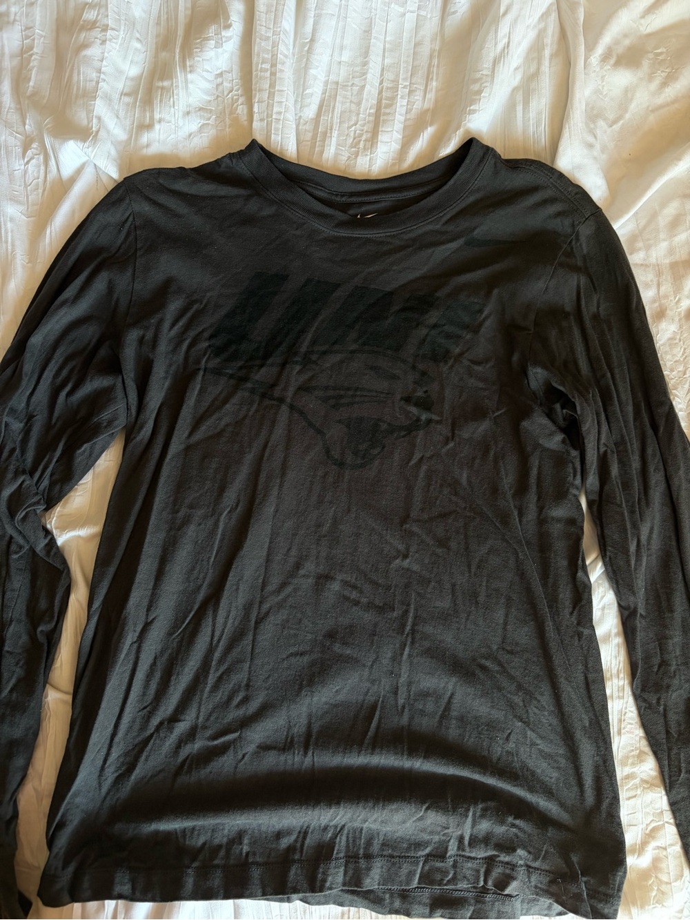 Nike Women’s Long-Sleeve Black Graphic Tee